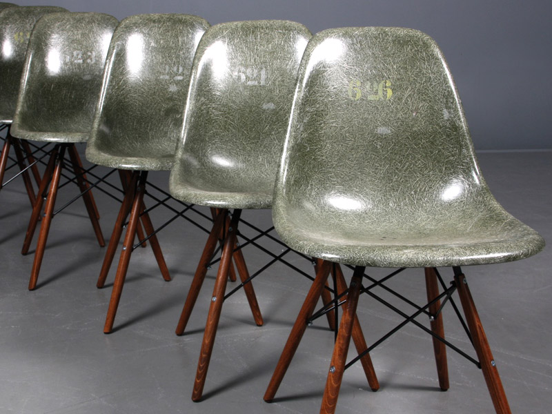 Herman Miller Eames DSW Army  Chair